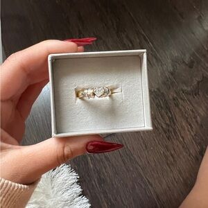 Elegant Gold Heart Ring